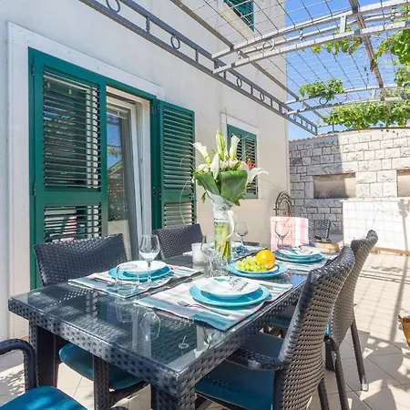 Stipisic Apartment Hvar Town